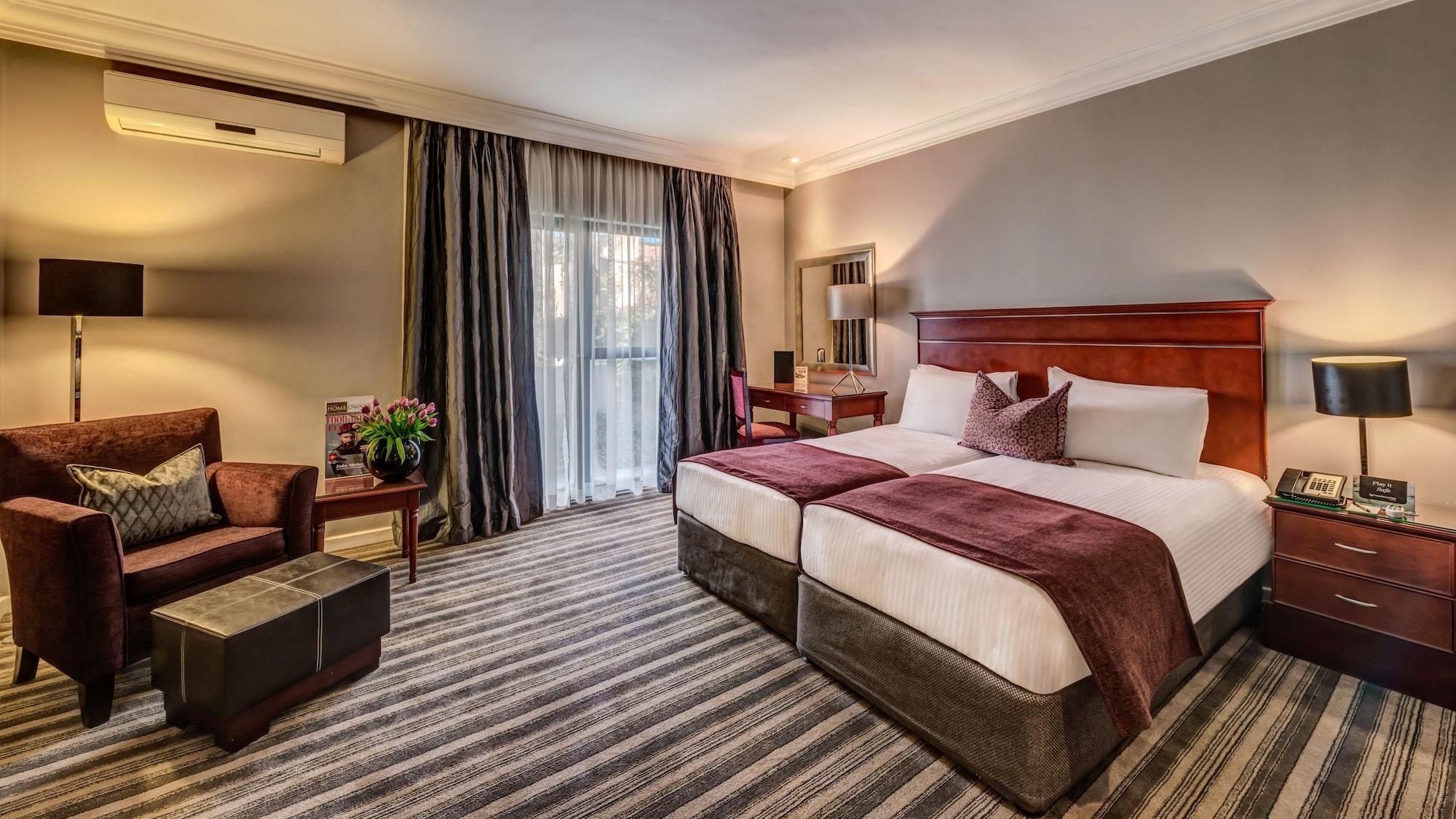 Southern Sun Katherine Street 4*