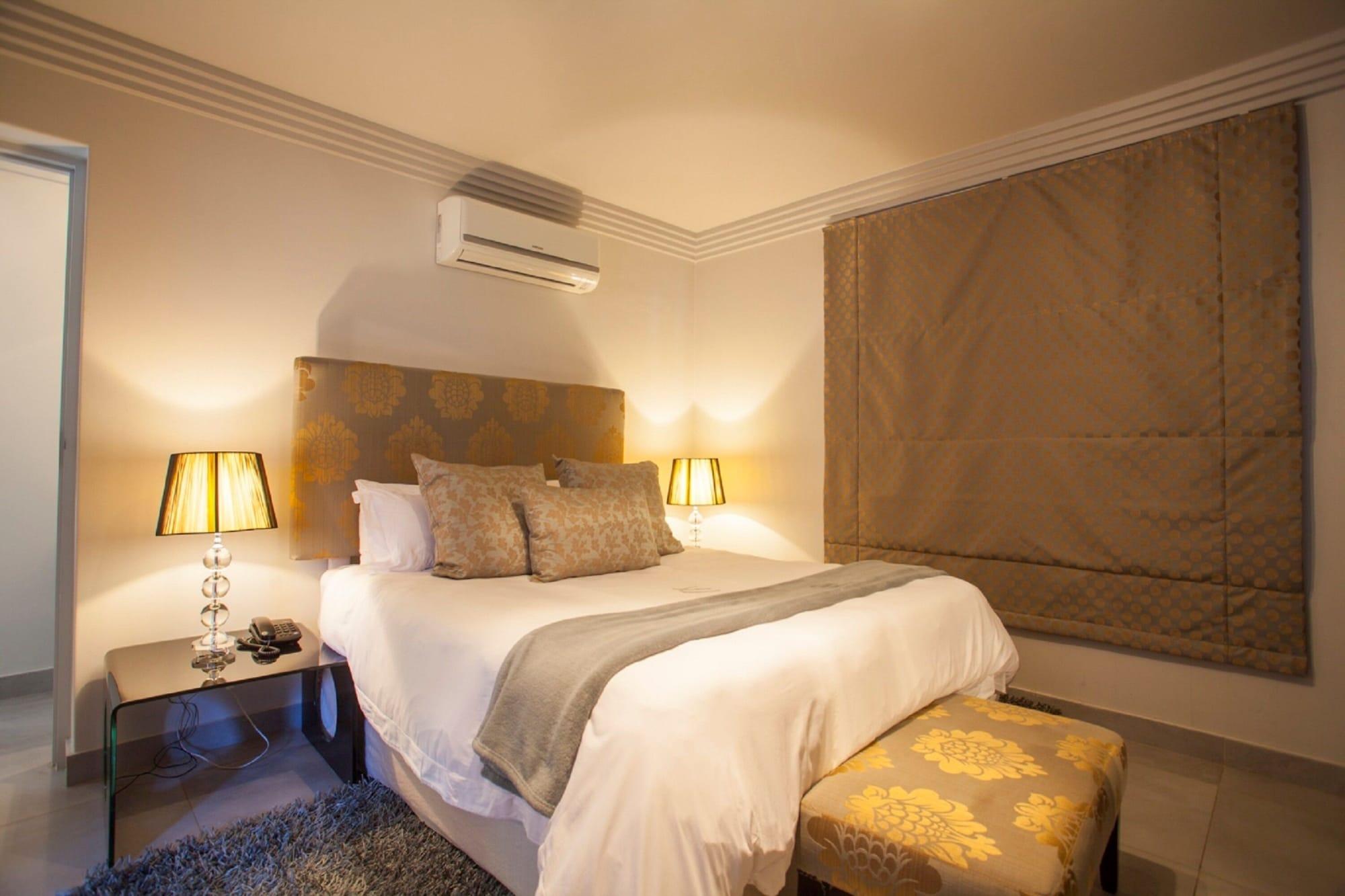 Moyal 4* Johannesburg