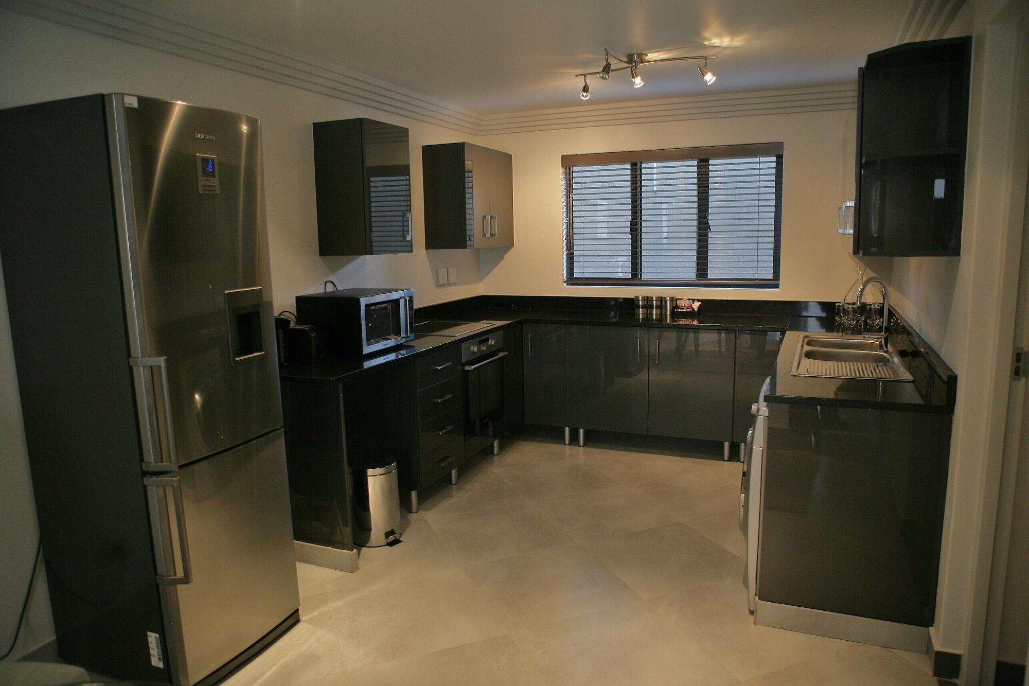Khách sạn Moyal Johannesburg
