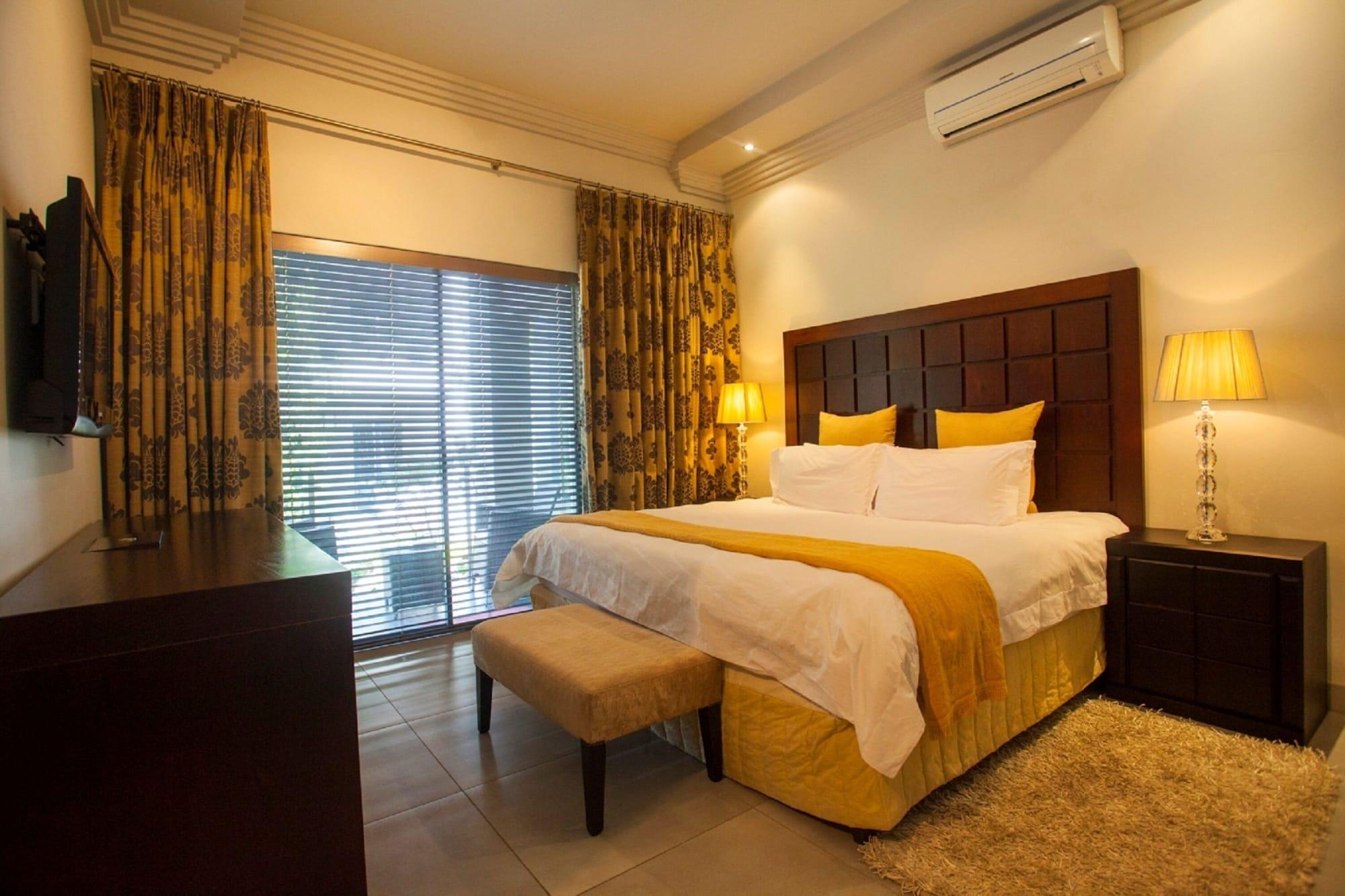 Khách sạn Moyal Johannesburg