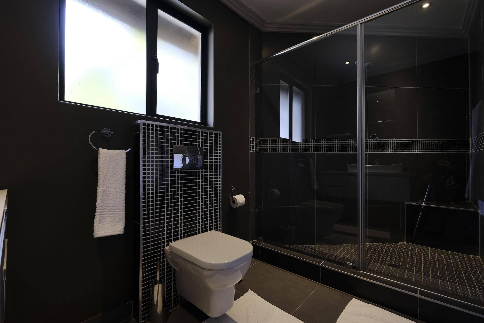 Khách sạn Moyal Johannesburg