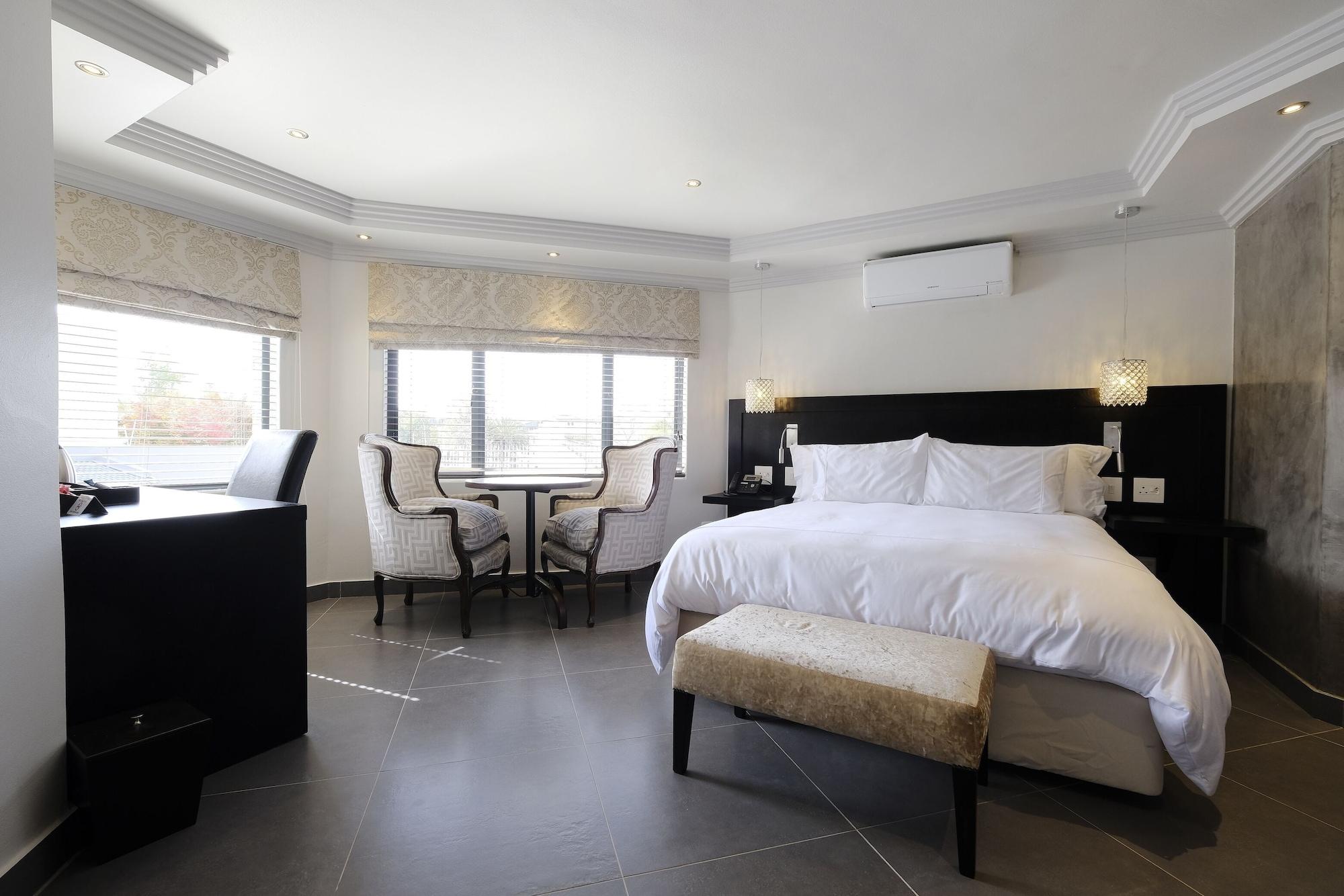 Moyal 4* Johannesburg