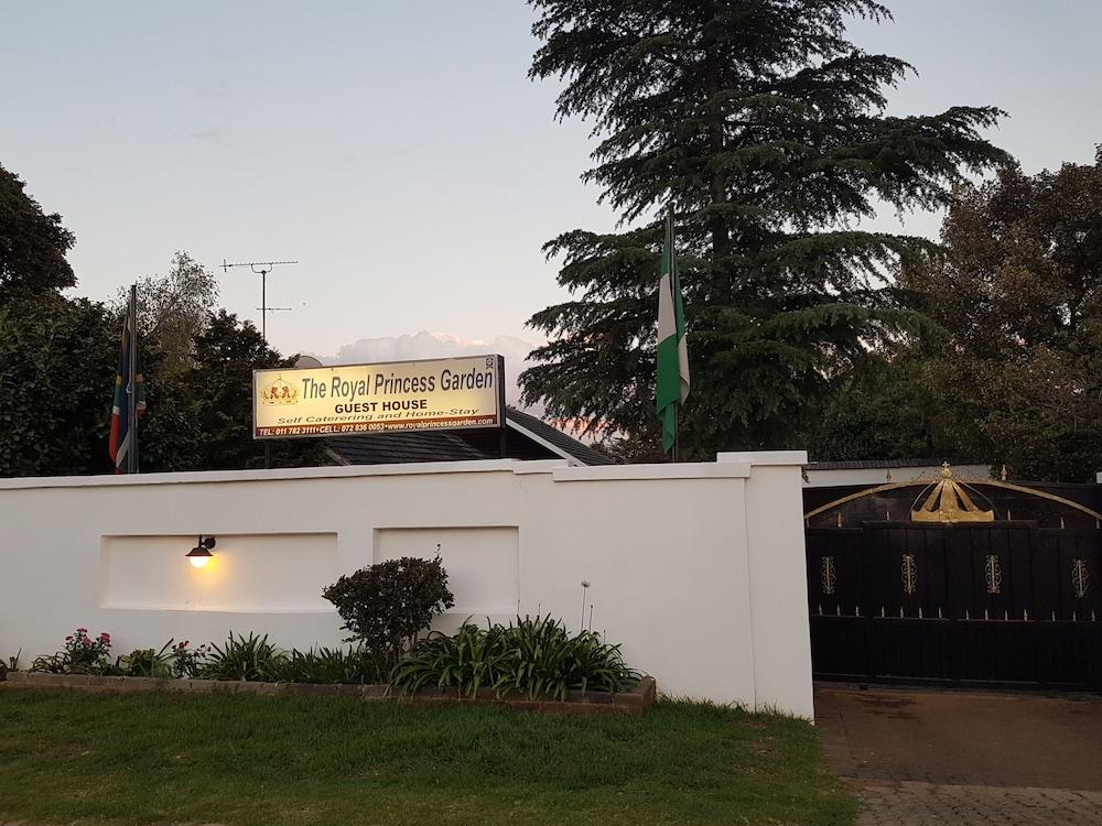 The Royal Princess Garden In Randburg 4*