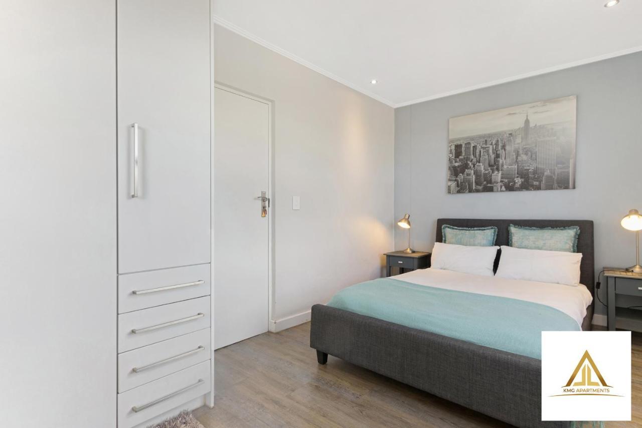 Apartment Kmg At The Apex Johannesburg