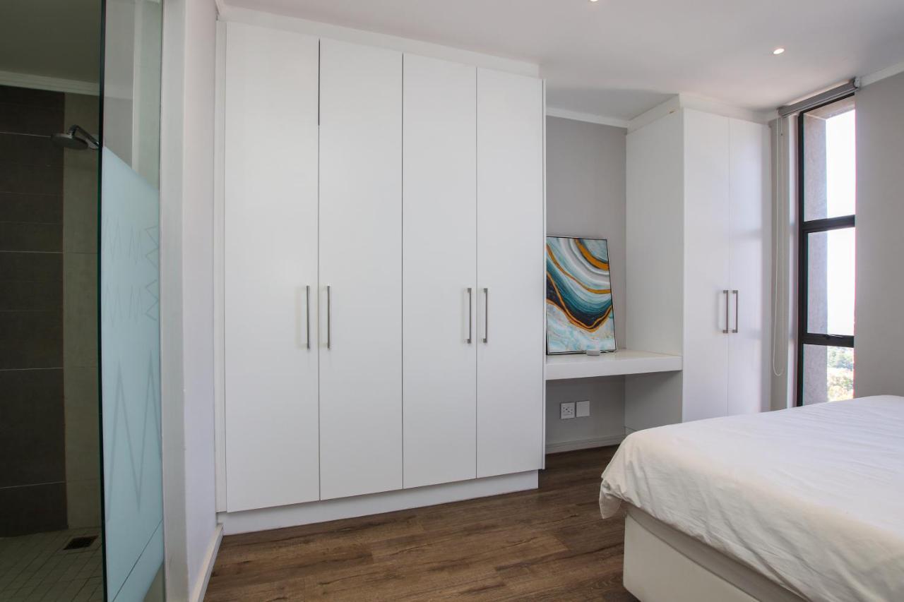 Apartment Sandton Smart Eleven