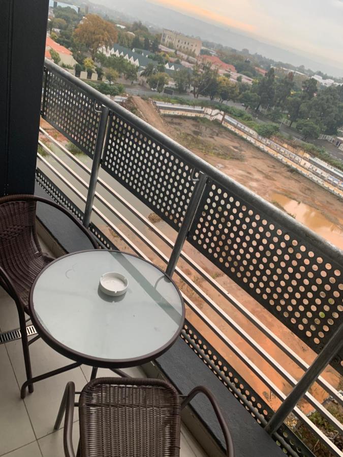 The Median Rosebank South Africa Apartment Johannesburg