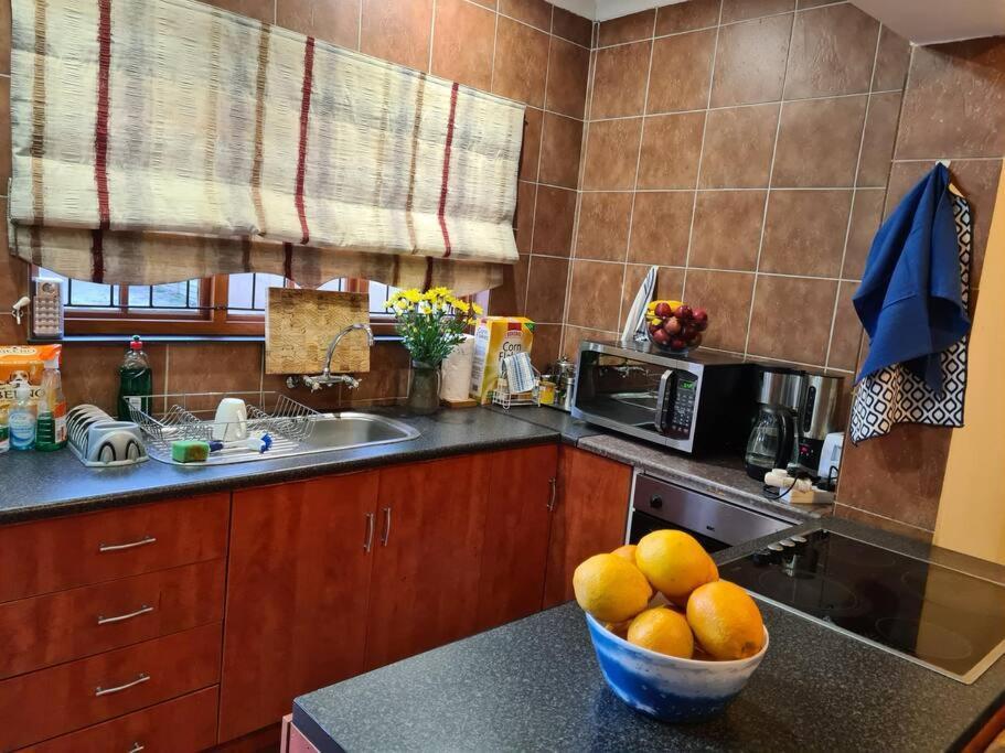 Apartment Quaint, Quiet Retro Charm Johannesburg