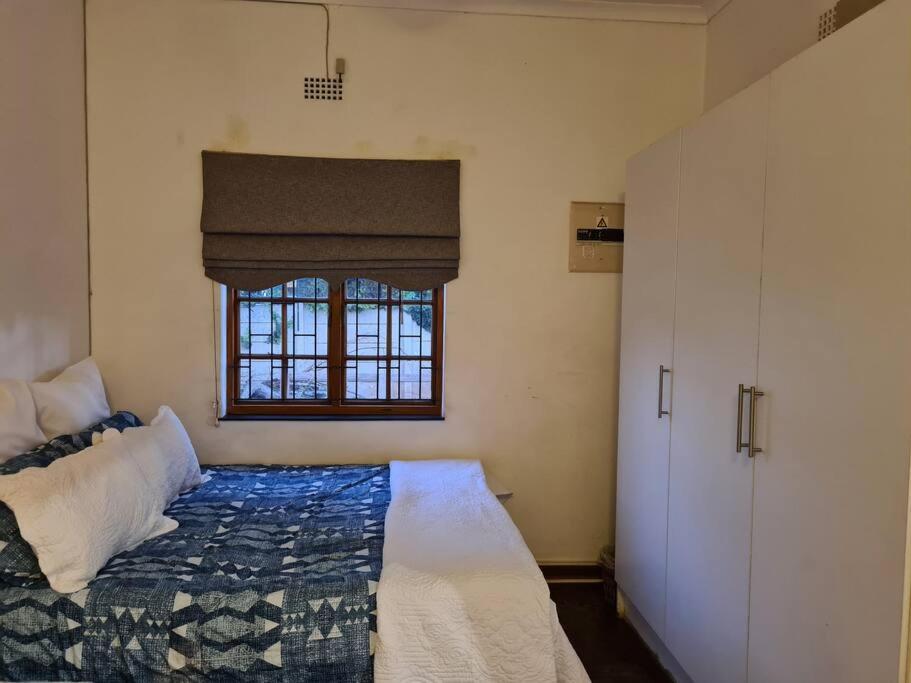 Apartment Quaint, Quiet Retro Charm