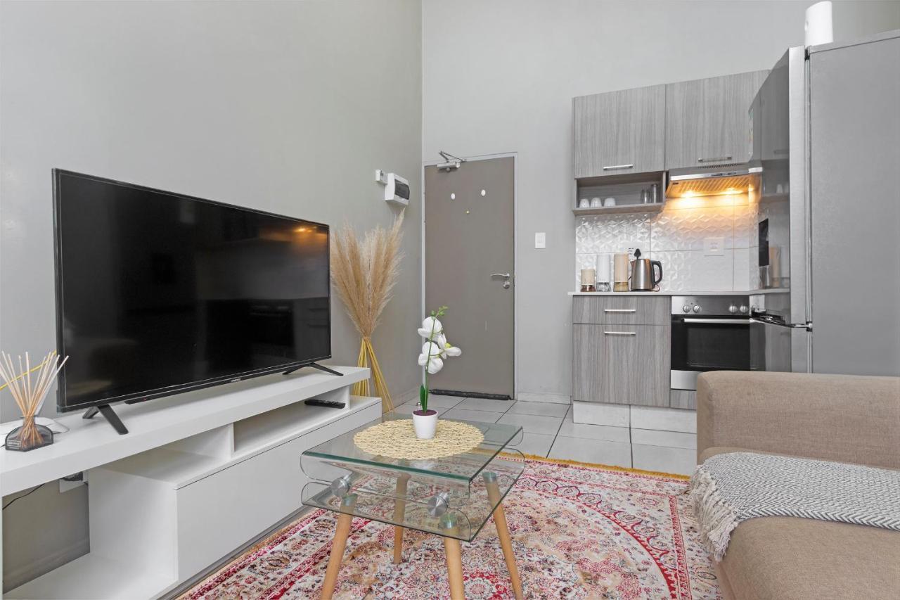 Urban Oasis At The Bolton Apartment Johannesburg