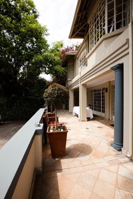 Hotel 10 2nd Avenue Houghton Estate By Dream