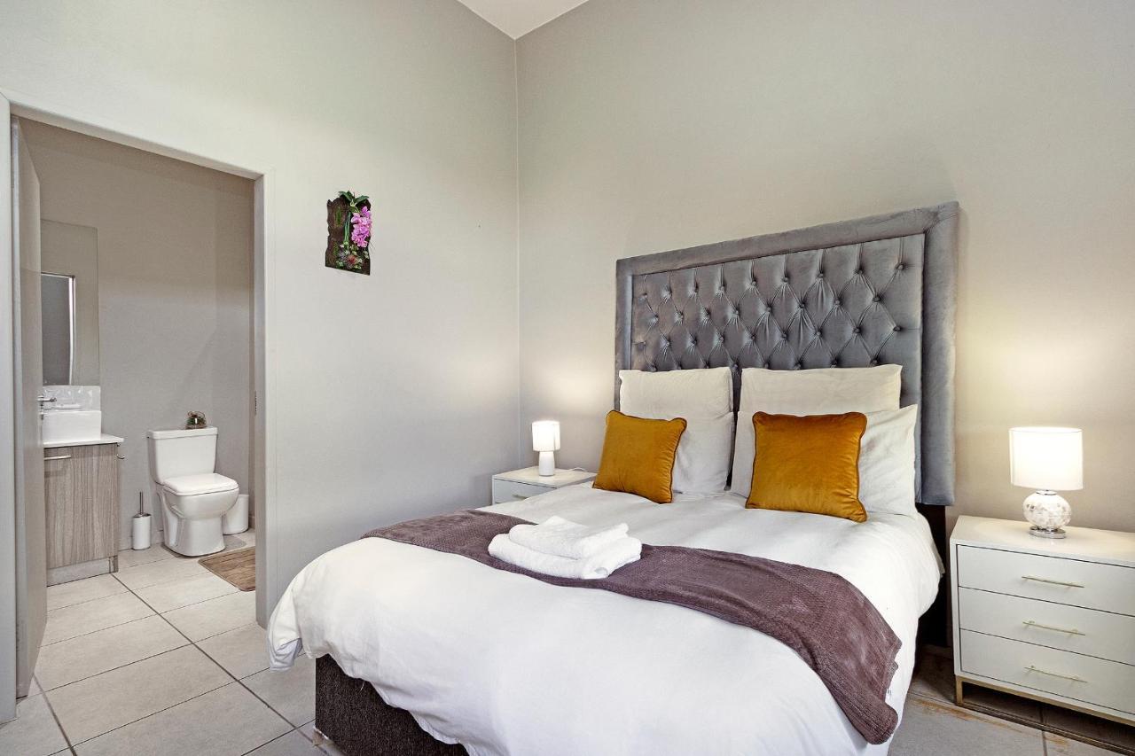Urban Oasis At The Bolton Apartment Johannesburg