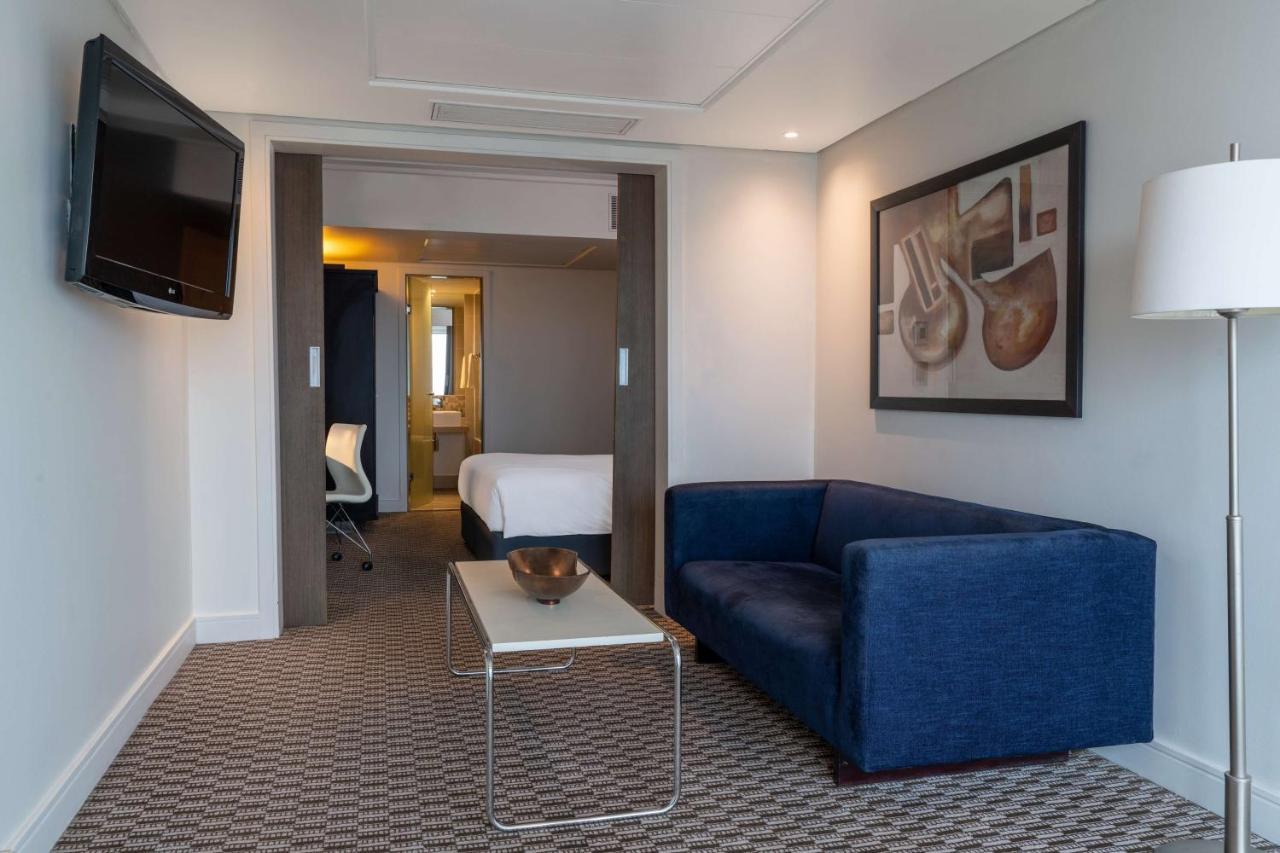 Radisson Blu Gautrain Hotel, Sandton 4* Johannesburg