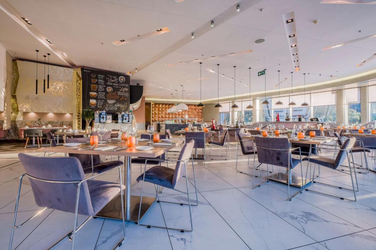 Radisson Blu Gautrain Hotel, Sandton