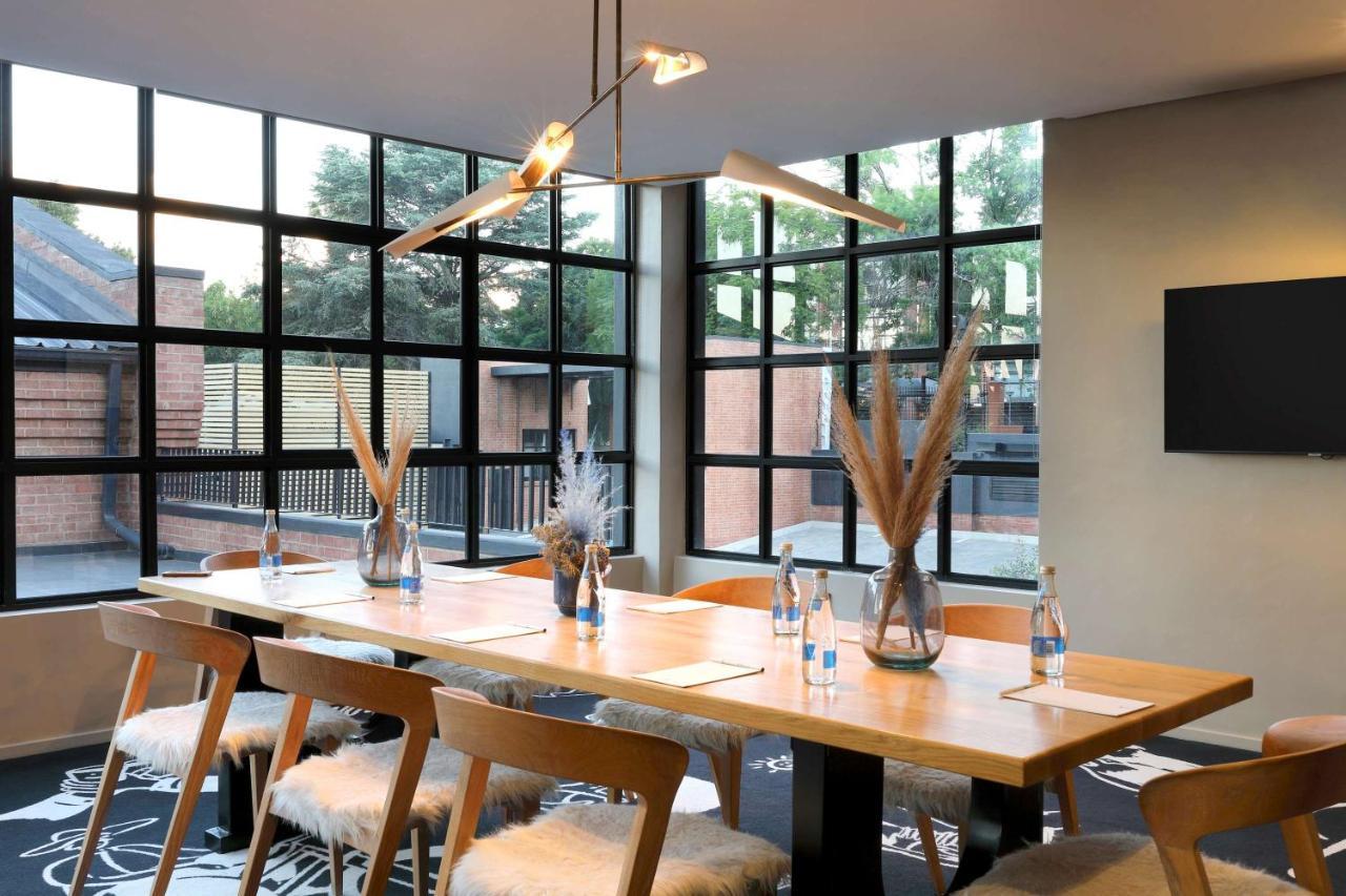 Hyatt House Johannesburg, Sandton Khách sạn 4*