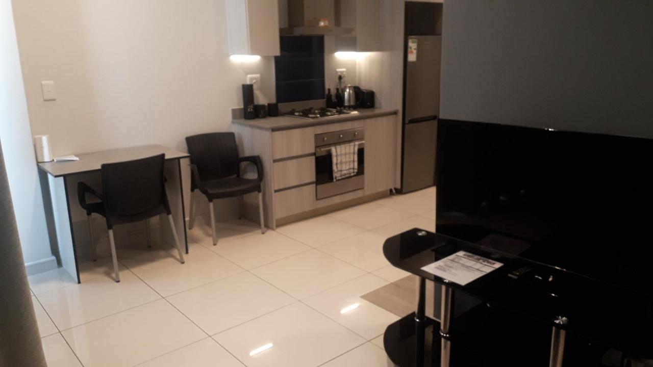 Apartment One Perfect Rosebank Johannesburg