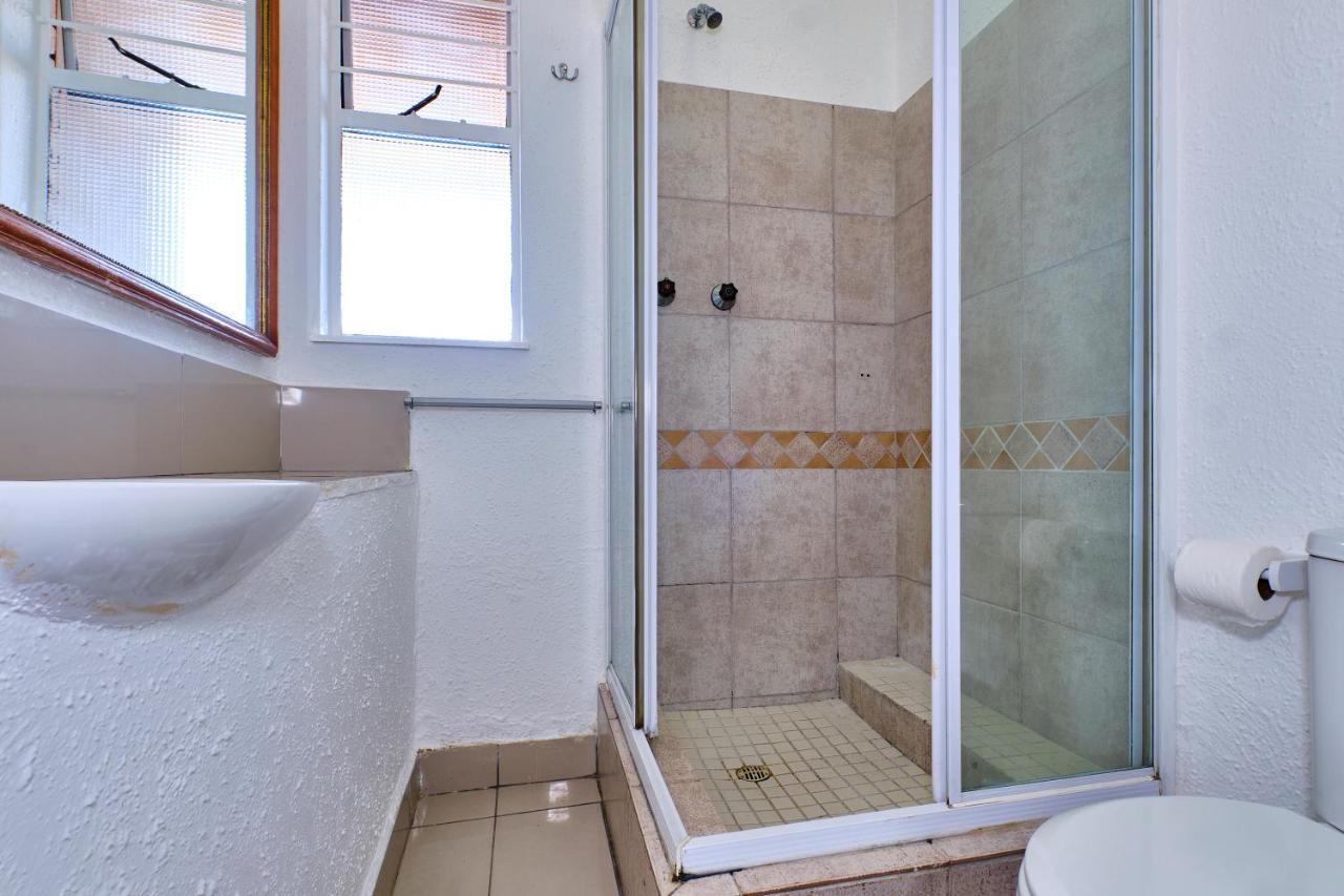Hotel & Out Sandton Park 4*