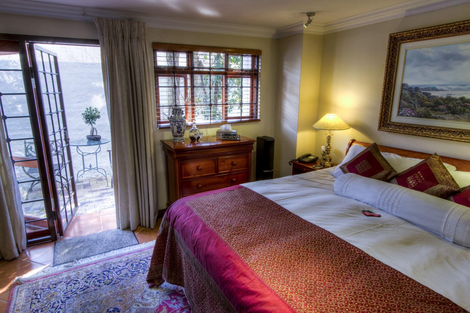 The Oasis Boutique & Residency Guest house