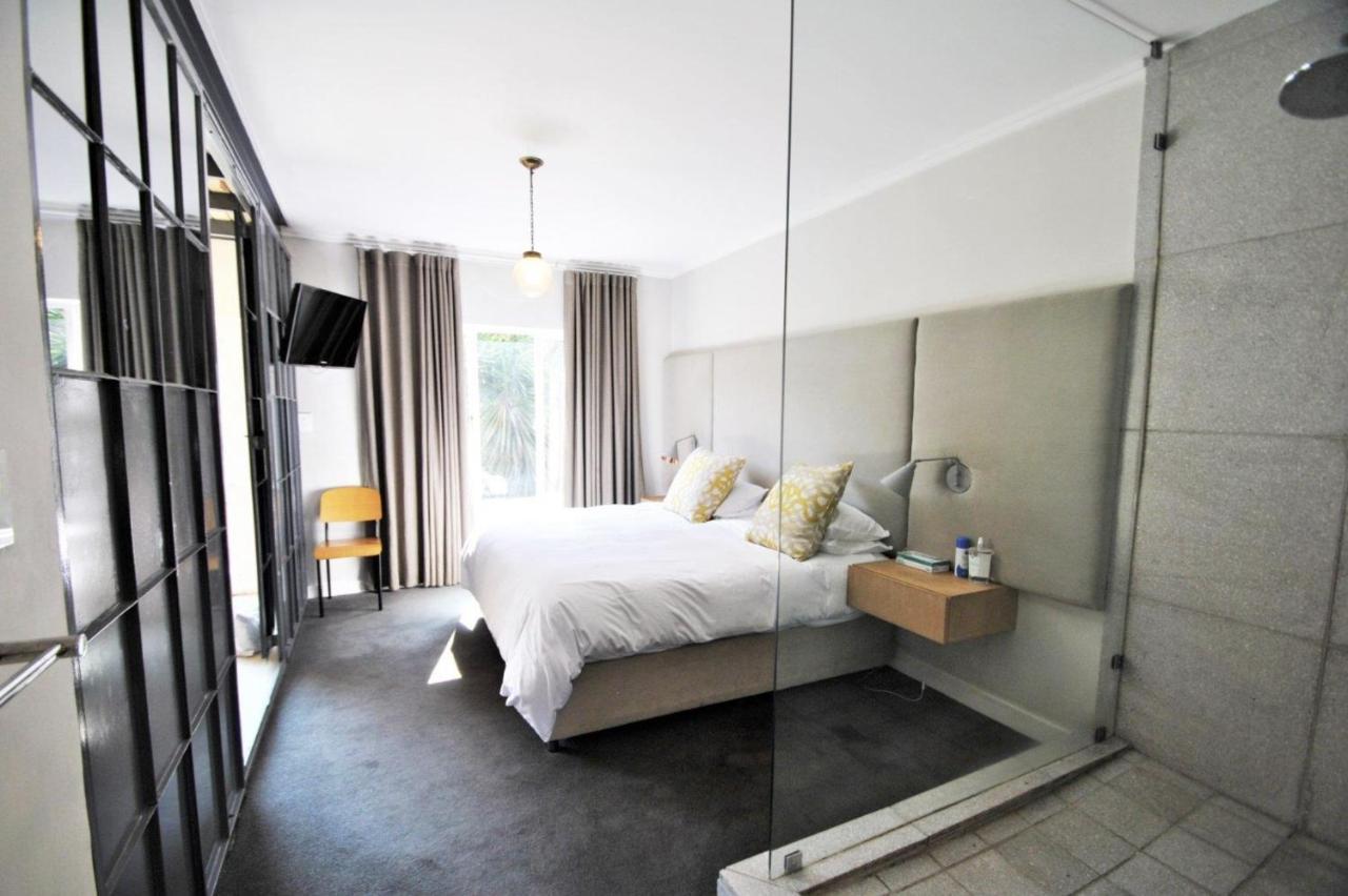 Apartment Via Veneto Melrose Arch