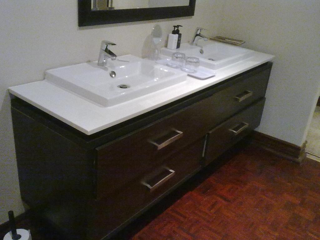 Guest house Rosebank By Claires