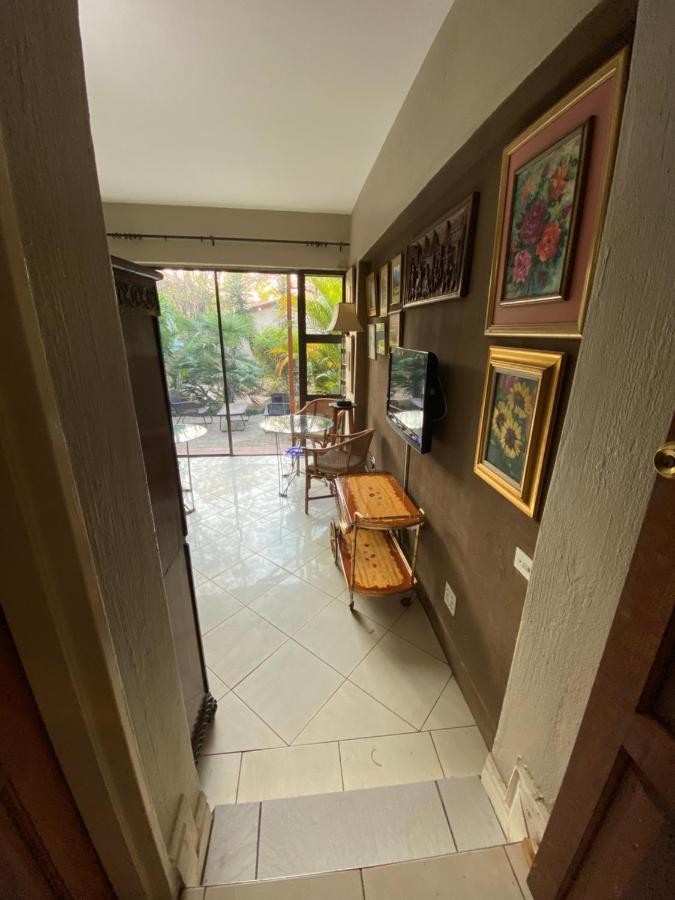 Terrace House Rivonia * Johannesburg