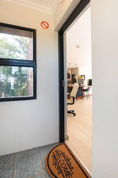 Apartment Top Of The Mountain +Pool Northcliff Joburg Johannesburg
