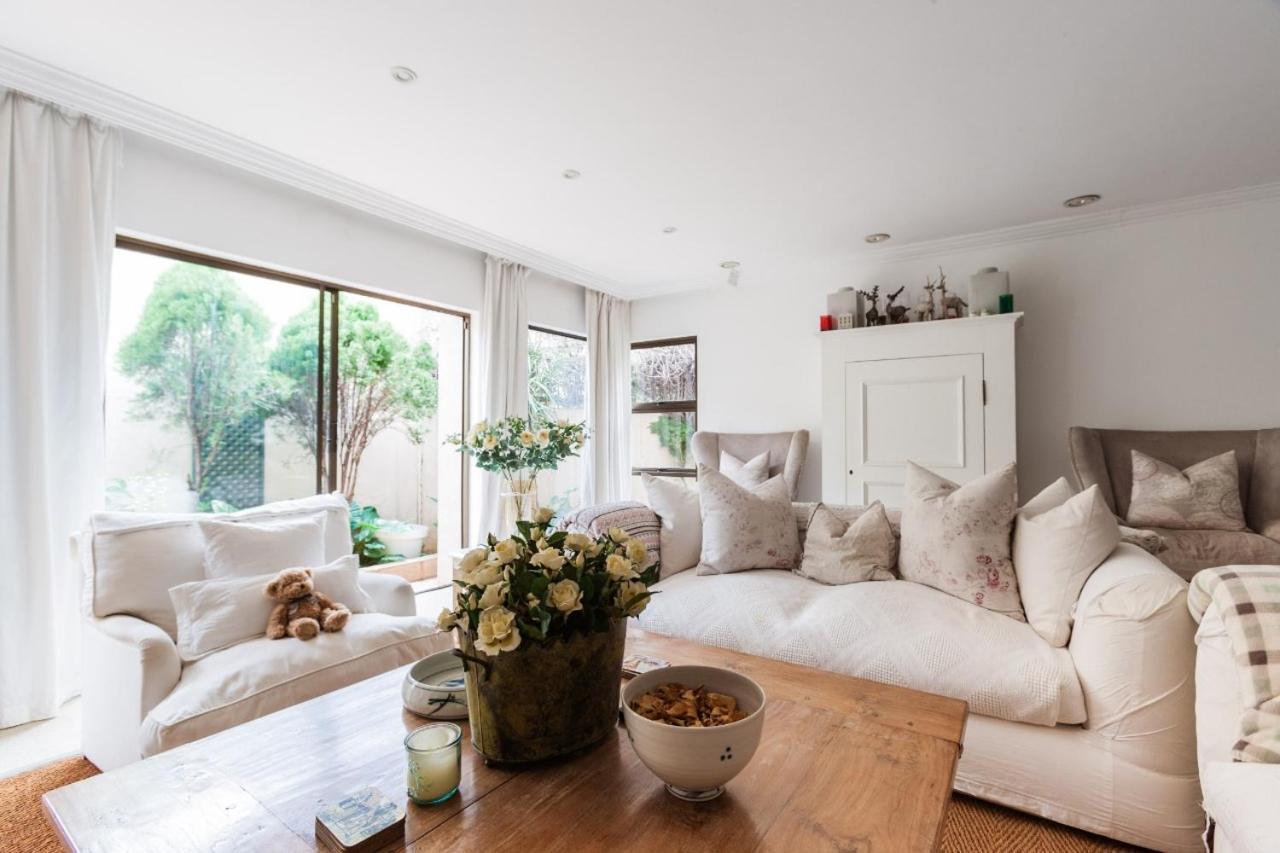 Sandton Casa Rosa Homestay