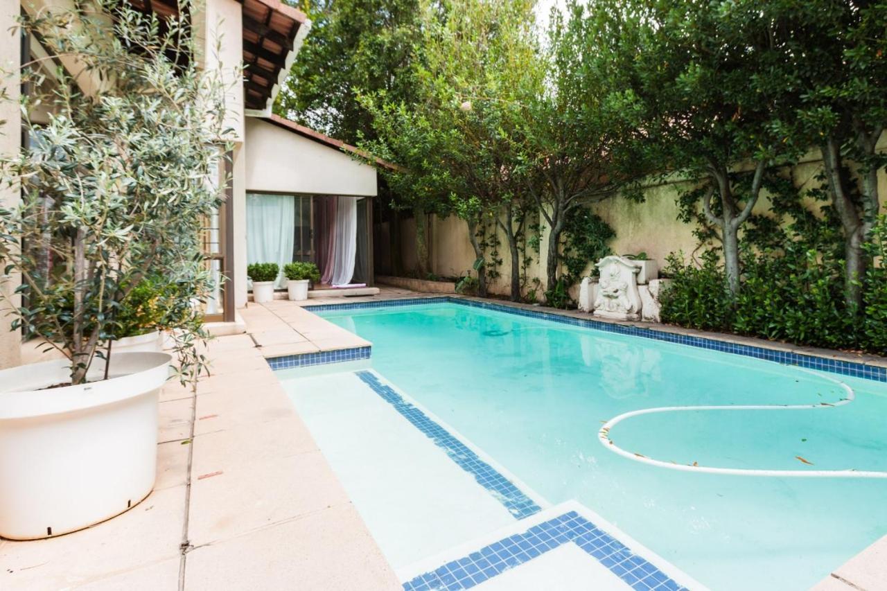 Sandton Casa Rosa Homestay