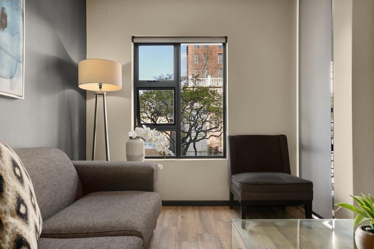 Apartment Easy - The Vantage Rosebank Johannesburg