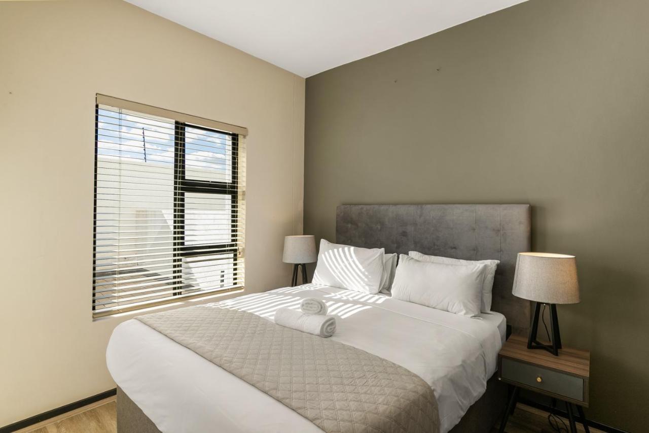 Apartment Easy - The Vantage Rosebank