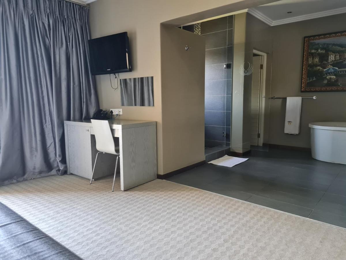 St Andrews And Johannesburg