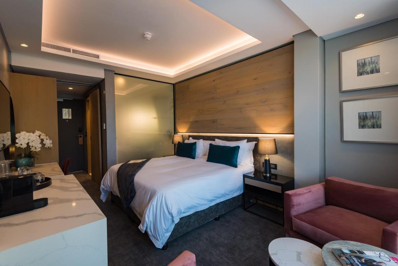 Vivari And By Mantis Hotel 5*
