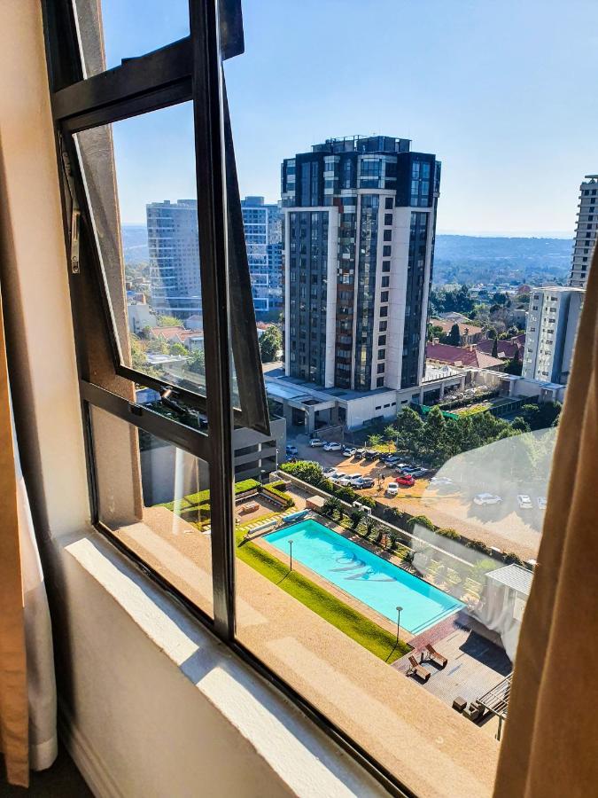 Westpoint Sandton Skyline Căn hộ