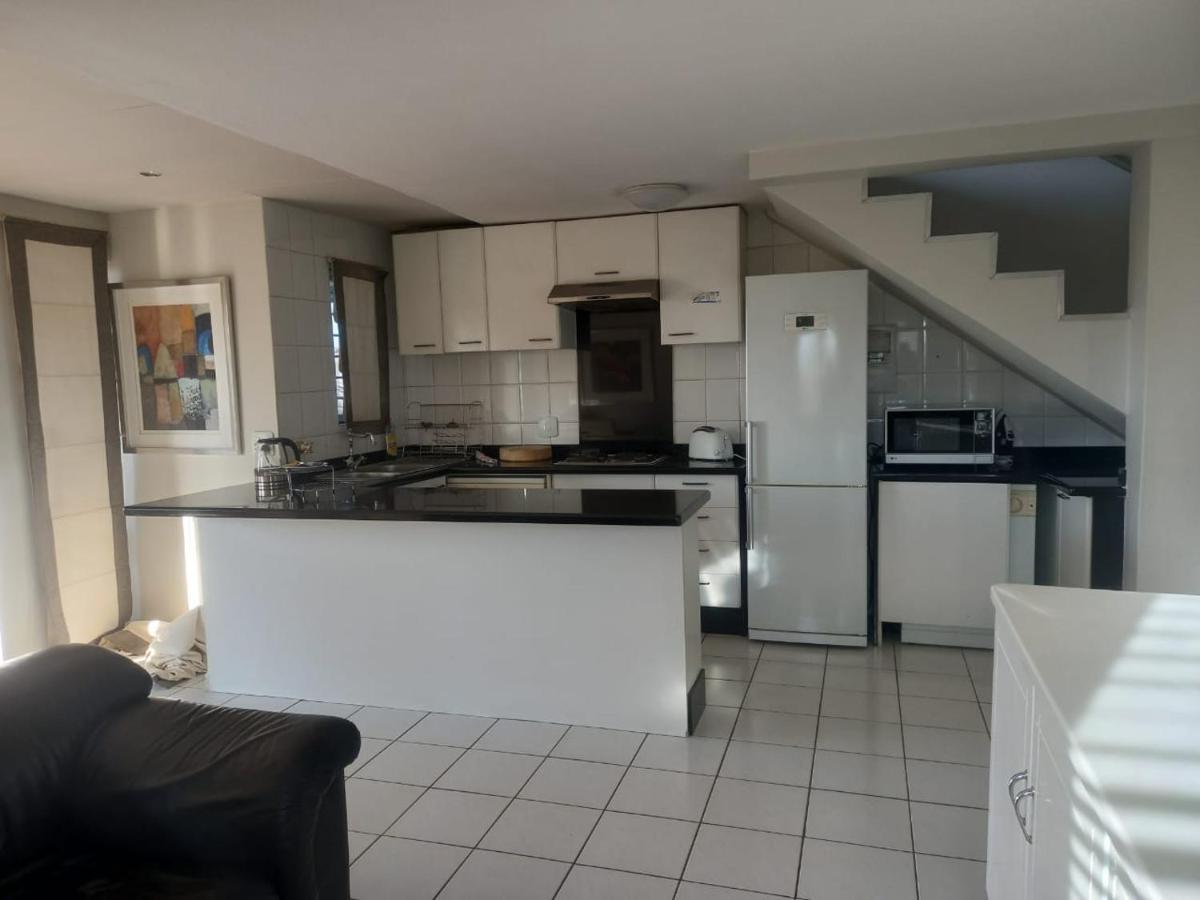 Apartment Mount Royal 09 - Large 1 Bed With Balcony