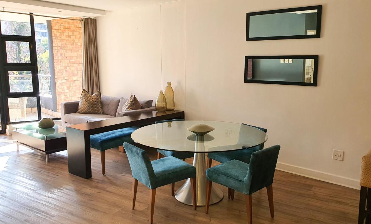 Zuri Residences At Degrees Căn hộ