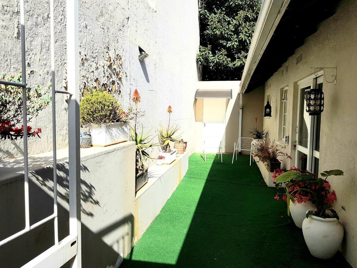 Ivy - Loadshedding Free Apartment