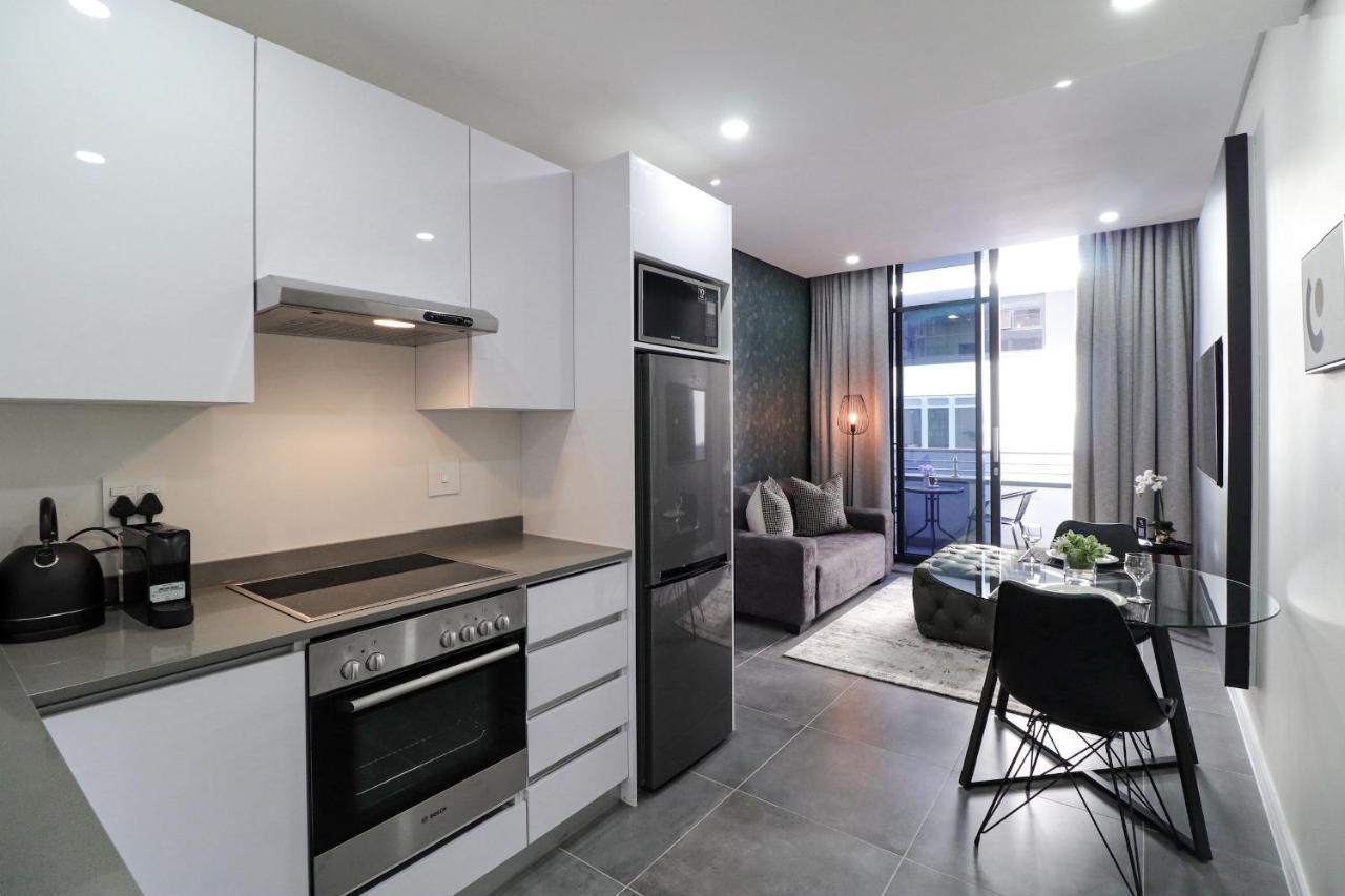 Apartment Reserved Illovo *