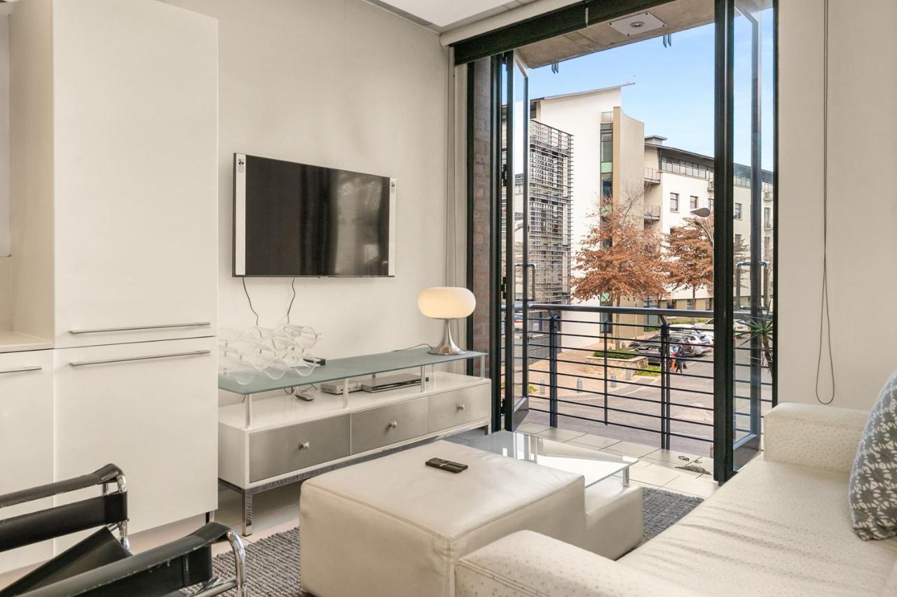 Melrose Arch Luxury - With Generator Johannesburg