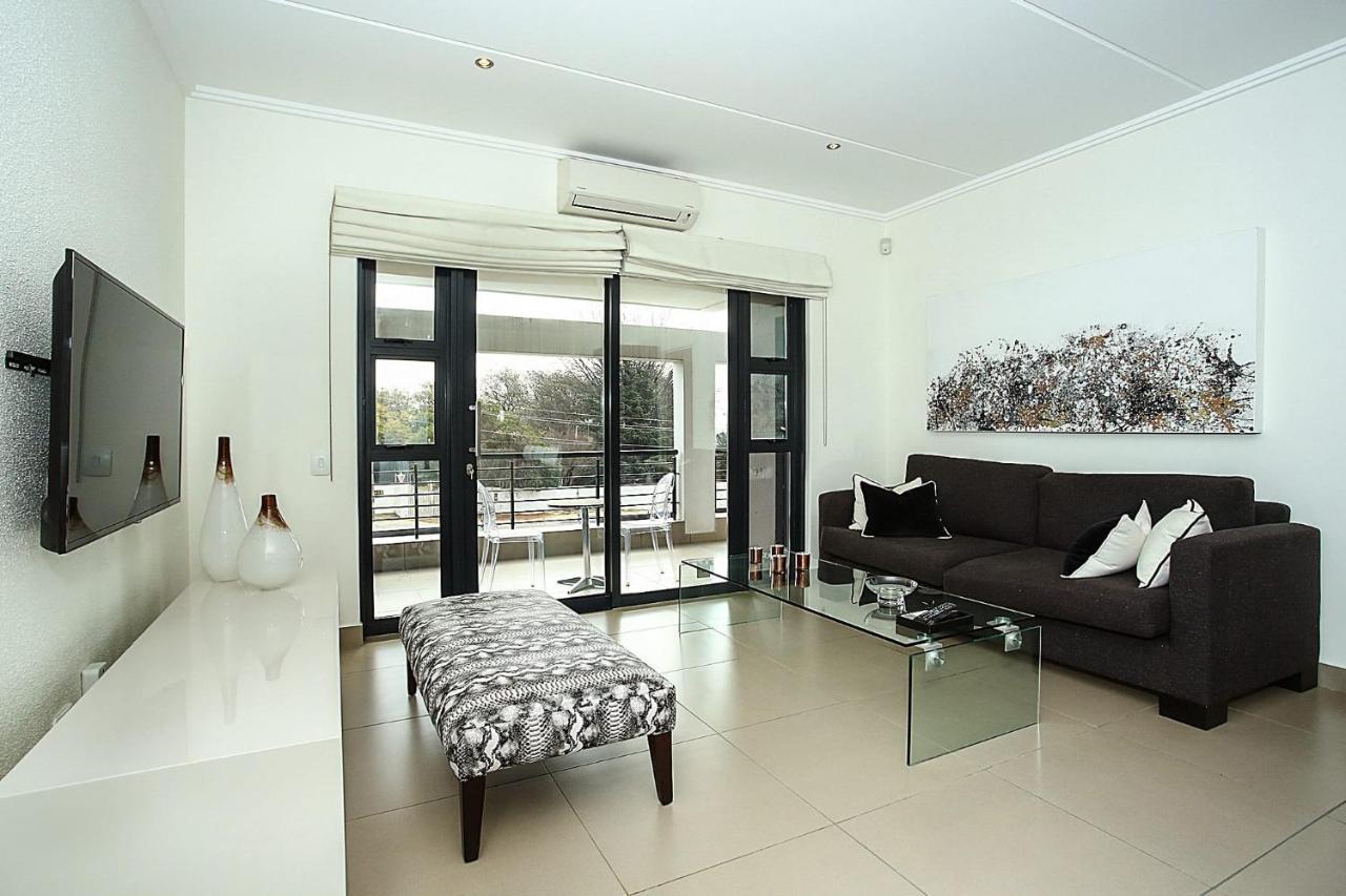 The Odyssey Lifestyle Complex Morningside - 2 Br Apartment *
