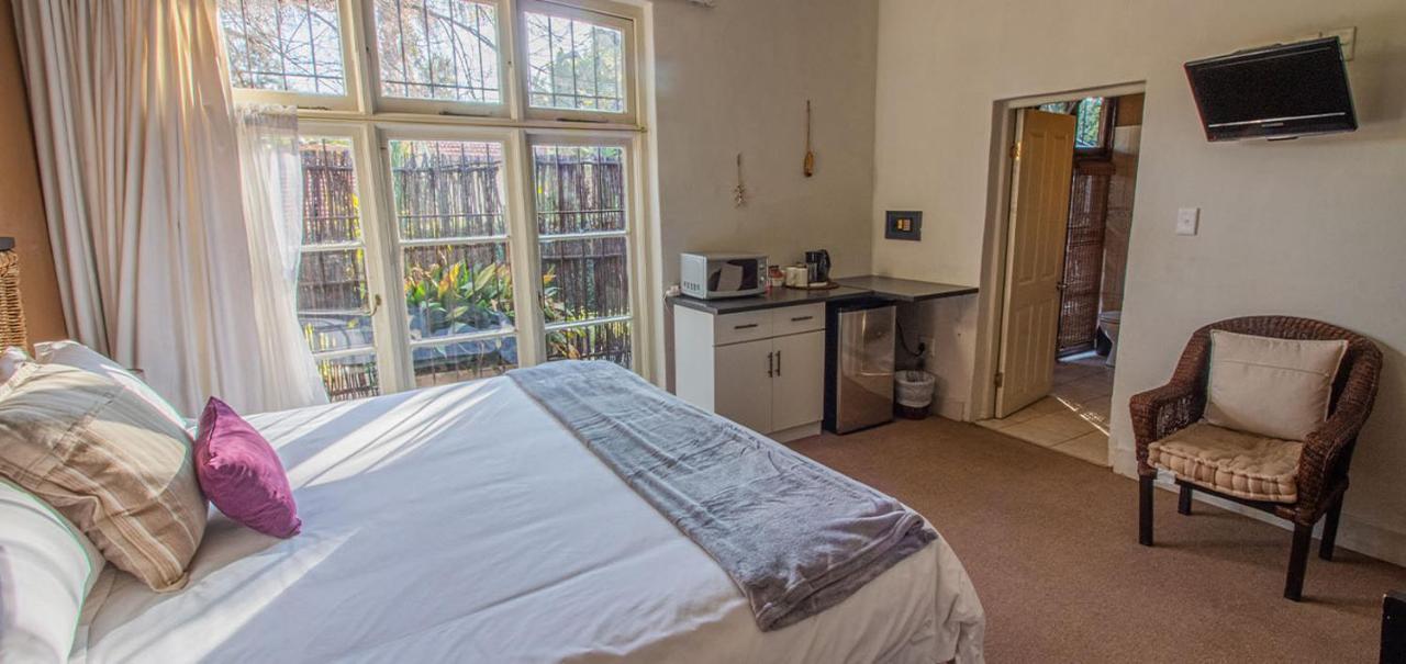 Charlie'S Spot - The Gardens Guest house