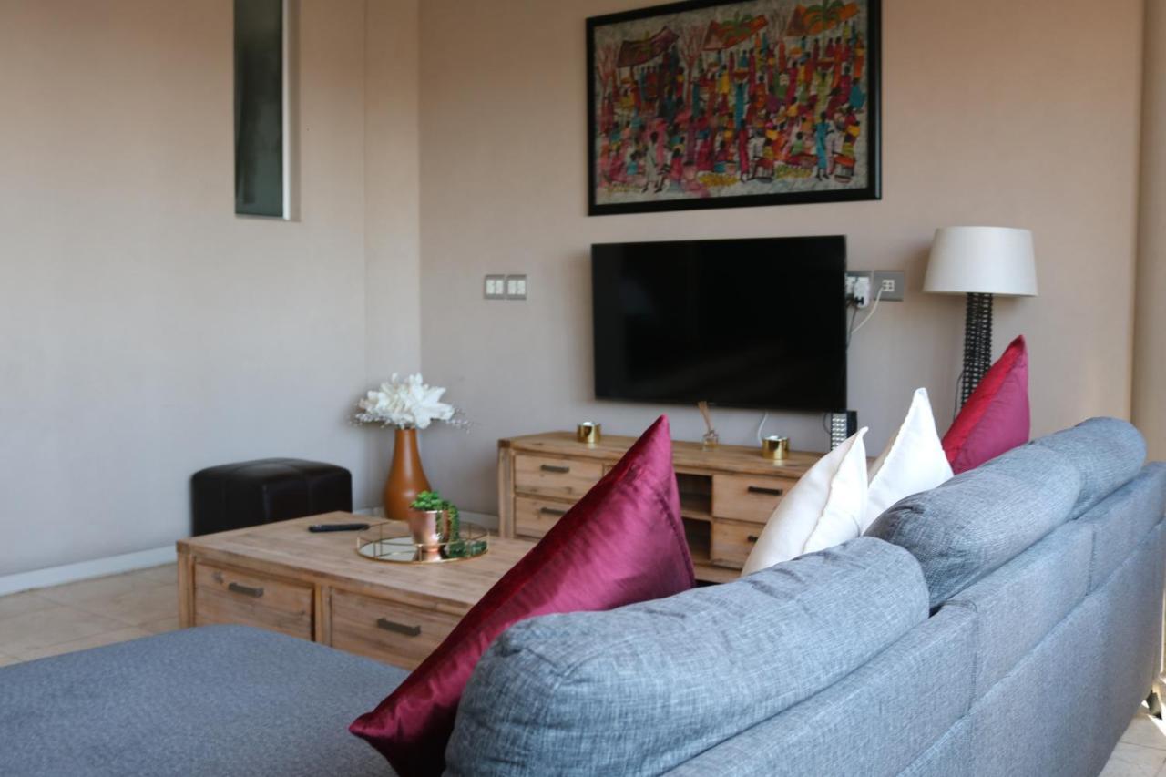 1007-stunning With Incredible Joburg Views * Johannesburg