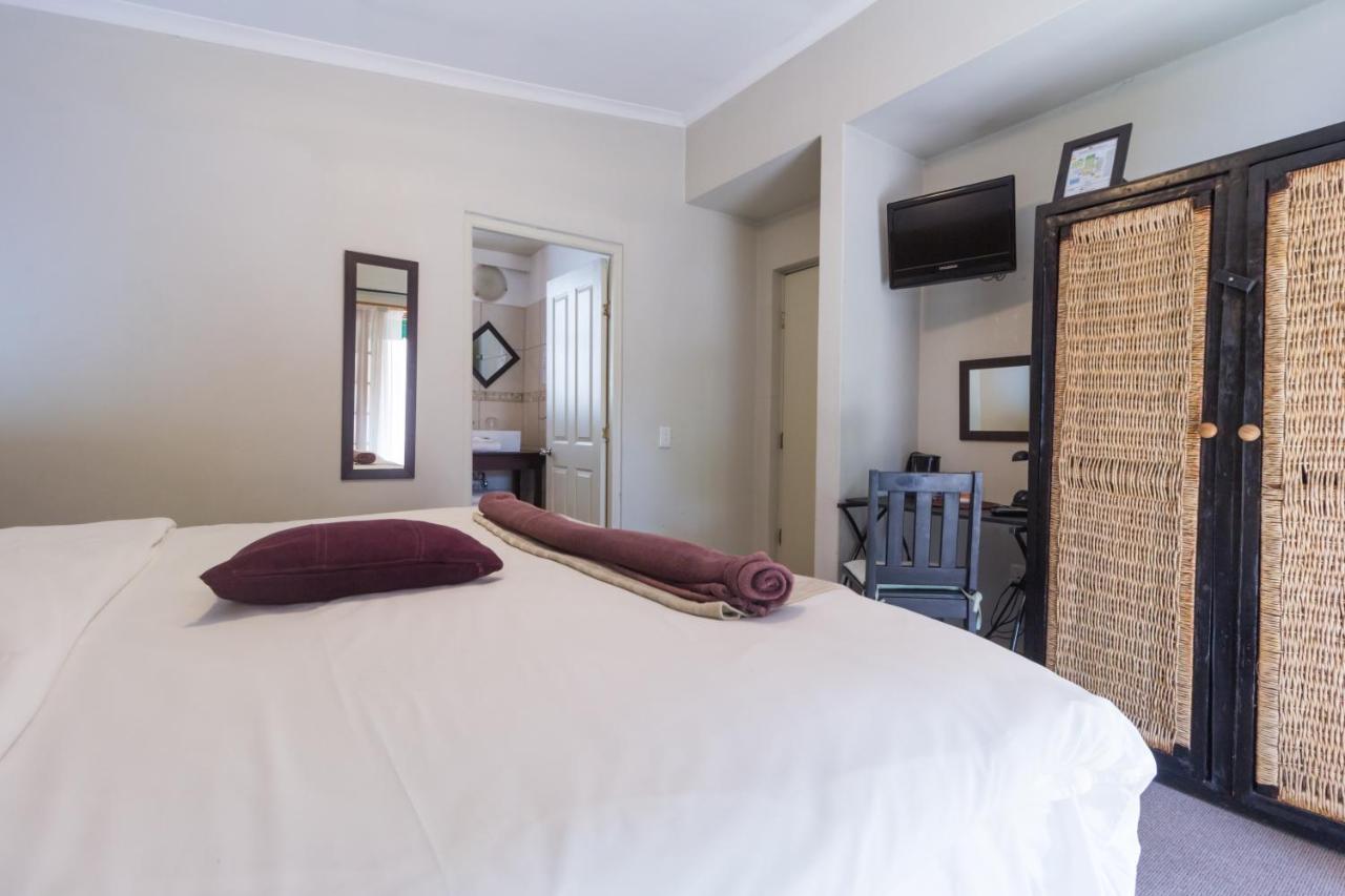 Guest house Charlie'S Spot - The Gardens 3*