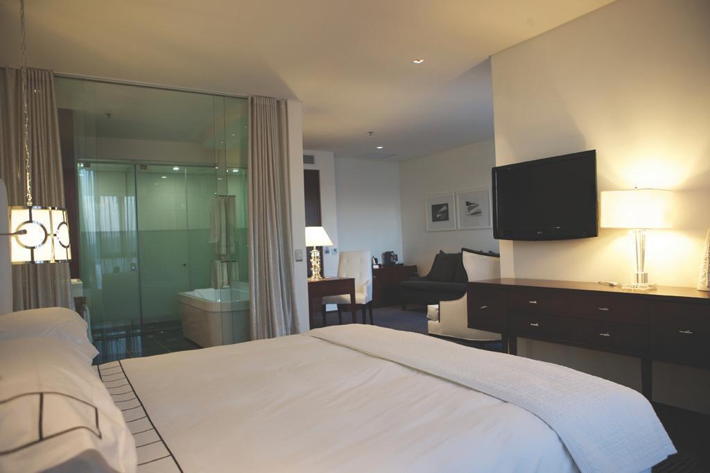Davinci On Nelson Mandela Square Hotel