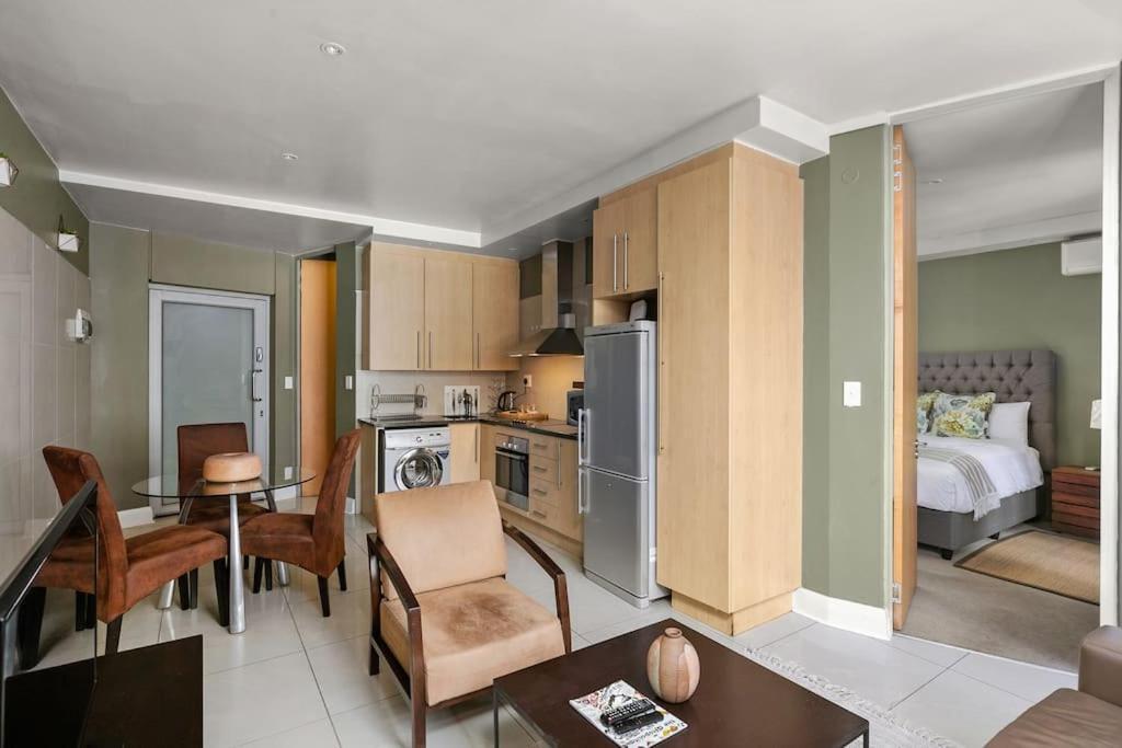 Hydro Park Sandton Executive Apartment
