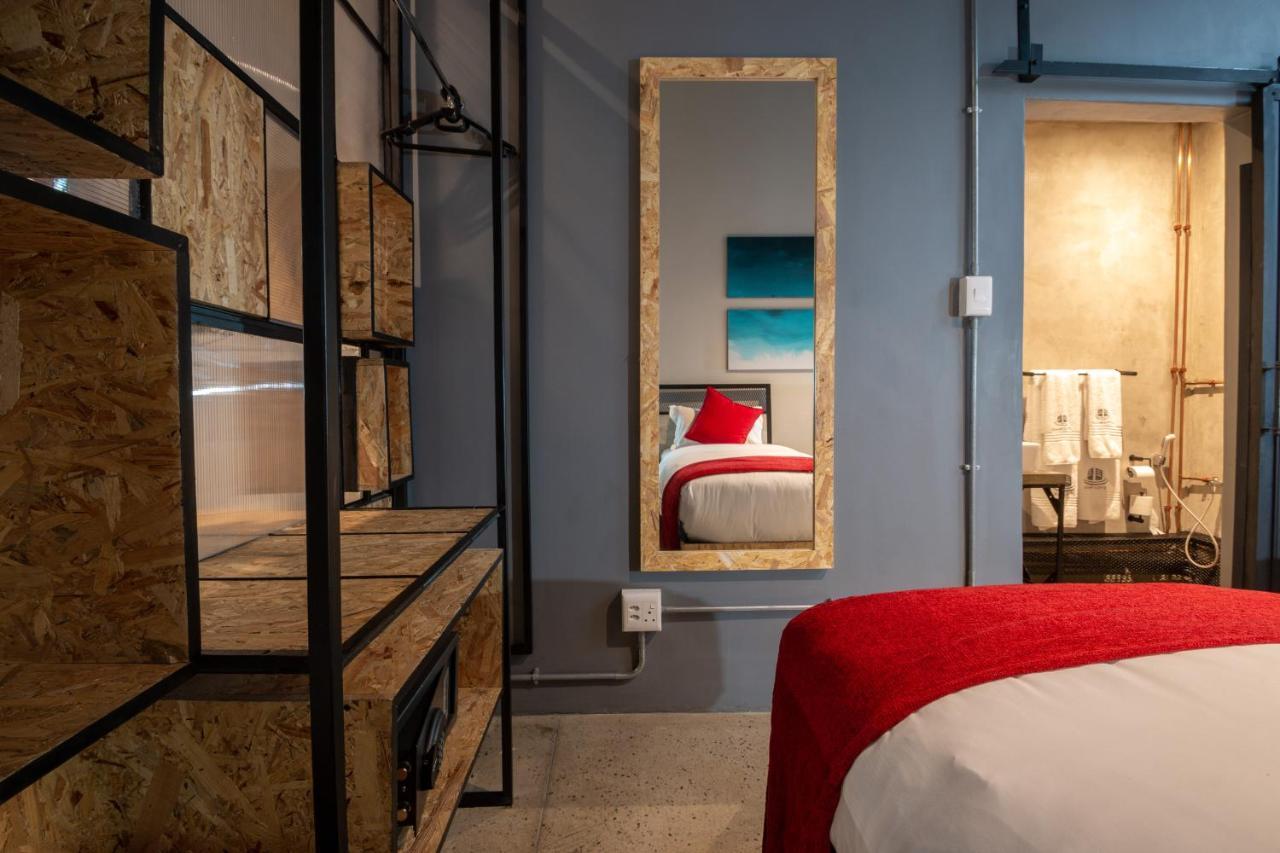Lilian Lofts & * Johannesburg