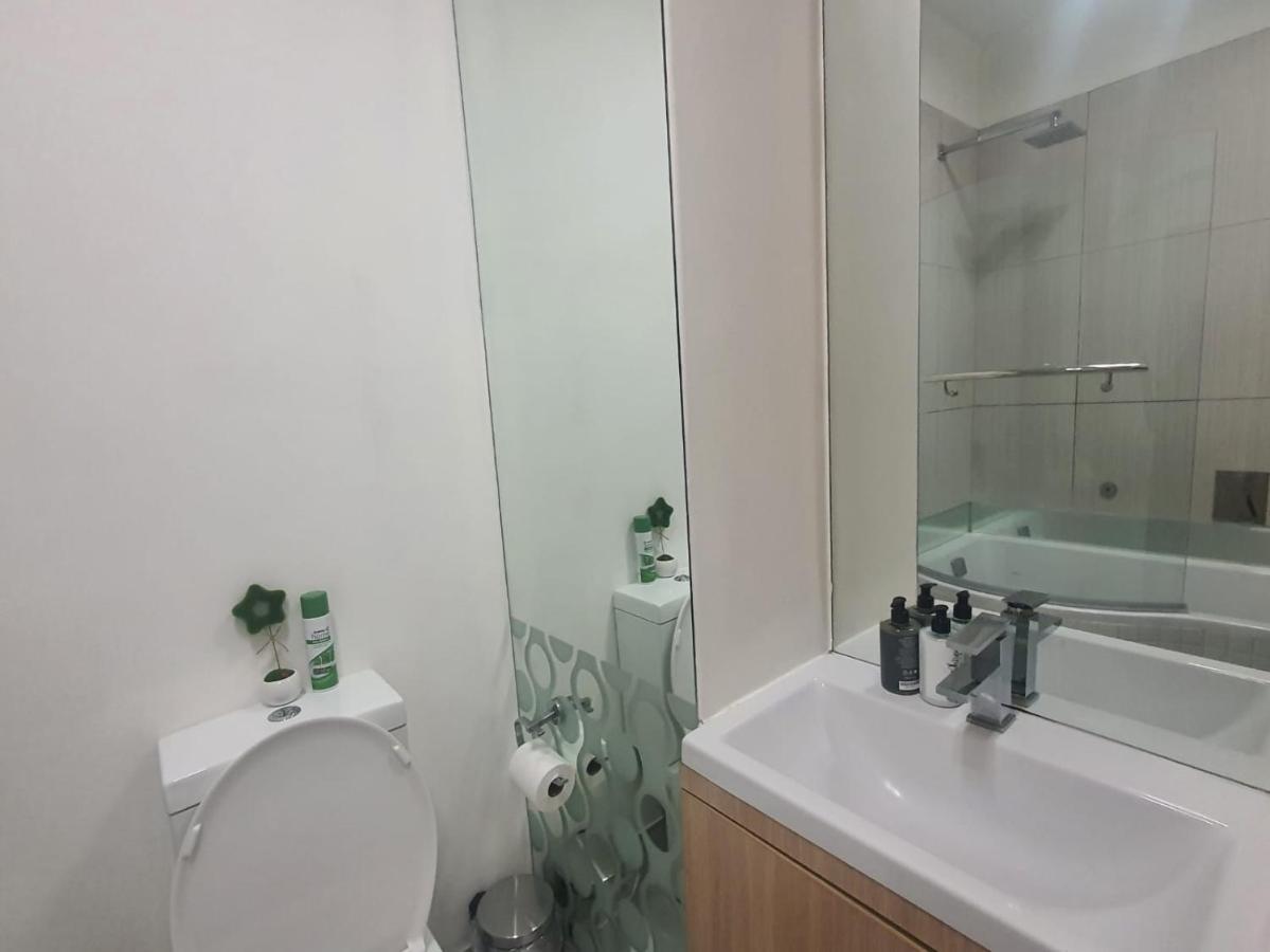 Stunning, Modern 1 Bedroom Sandton Apartment