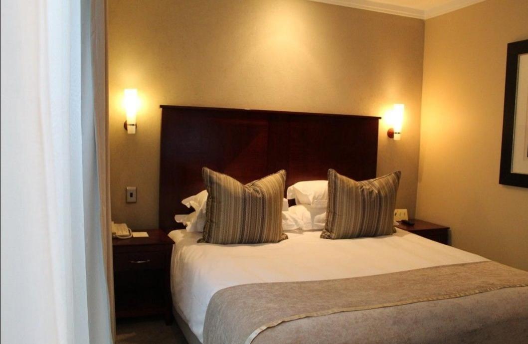 Luxury In Raphael Apartment *