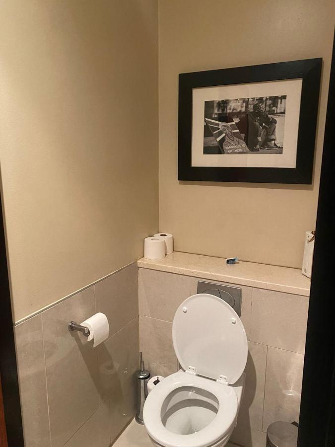 Apartment Luxury In Raphael Johannesburg