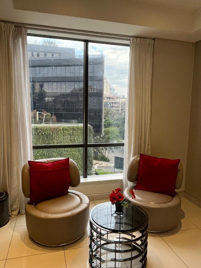 A Cozy At Sandton Skye Căn hộ *