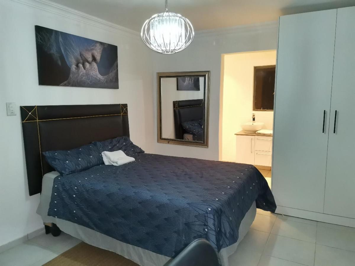 Ultra Housing Aparthotel *