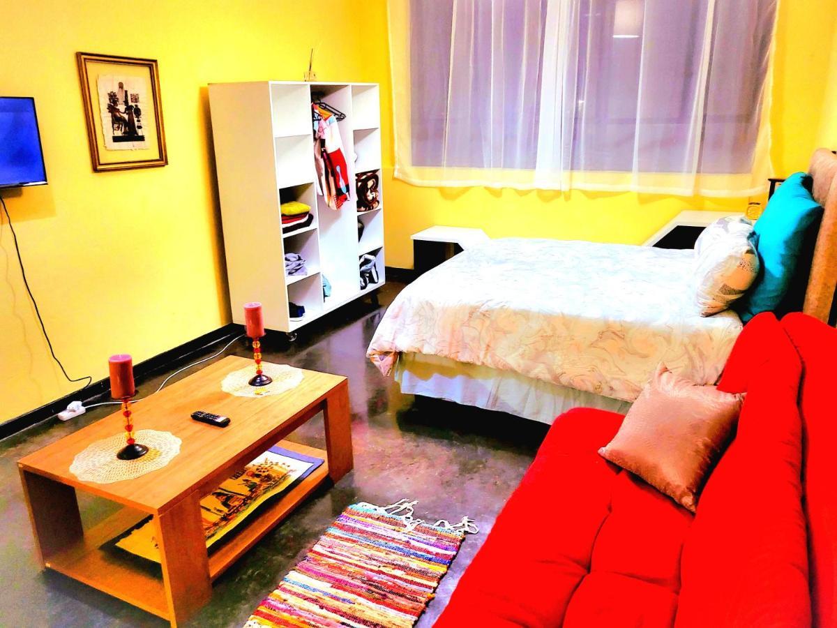 Cosy In Maboneng's 12 Decades Art Apartment Johannesburg